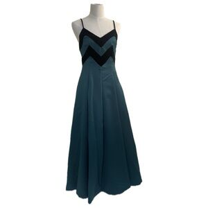 Elegant Green and Black Chevron Prom or Party Dress Sz 4